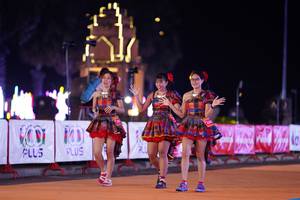 BIB: 
                            <button type="button" onclick="openModal(24590640)" class="btn btn-primary btn-sm float-right btn-popup" data-toggle="modal" data-target=".modal-high-quality">
                        <i class="fas fa-shopping-cart"></i> Add to Cart
                    </button>
                                            <button type="button" onclick="isThisMe(24590640, true)" class="btn btn-success btn-sm float-right btn-popup btn-isme hidden" data-toggle="tooltip" data-placement="bottom" title="นี่คือรูปของคุณใช่ไหม คลิกที่นี่เพื่อเอาเข้าอัลบั้ม">
                        <i class="fas fa-plus"></i> Add to album
                    </button>
                    <button type="button" onclick="isThisMe(24590640, false)" class="btn btn-warning btn-sm float-right btn-popup btn-isnotme hidden">
                        <i class="fas fa-ban"></i> Remove from album
                    </button>